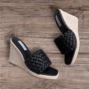 Steve Madden Udele wedge heels new no box